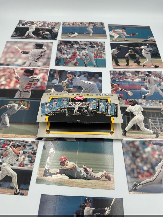 1995 Post Collector Series Complete 16 Player Set Ken Griffey Jr Barry Bonds: For all you baseball fans, here is the 1995 Collector Series Complete 16 Player Set by Post. In perfect condition, original gold seal on back is missing on this last set. The card holder actually asse