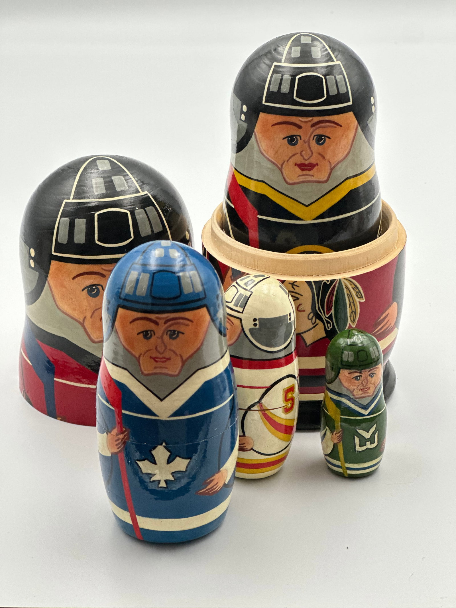 Rare 1993 Russian Matryoshka made NHL nesting dolls (1 of 5)