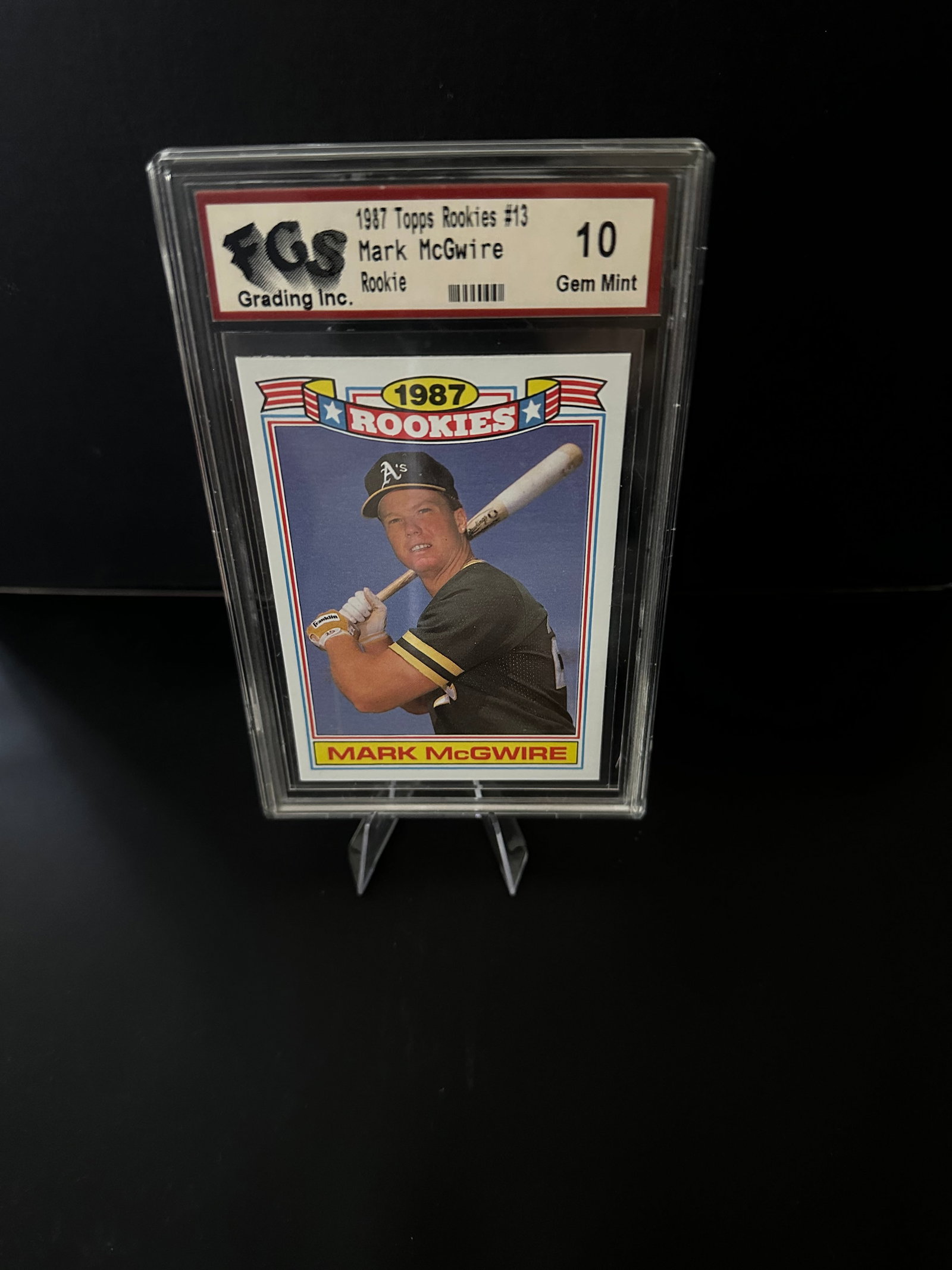 1987 Topps Mark McGwire Rookie Card - Gem Mint 10: Graded MARK McGWIRE 1988 TOPPS "1987 ROOKIES" INSERT CARD #13 A's LEGEND