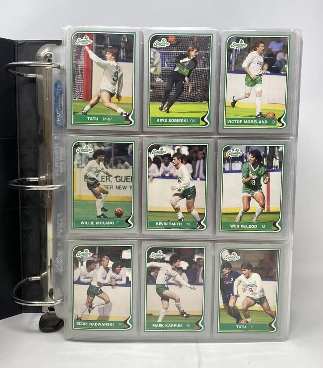 Vintage 80s Pacific MISL / NASL / NPSL / CISL Binder Full Of Cards , Team Photo (1 of 2)