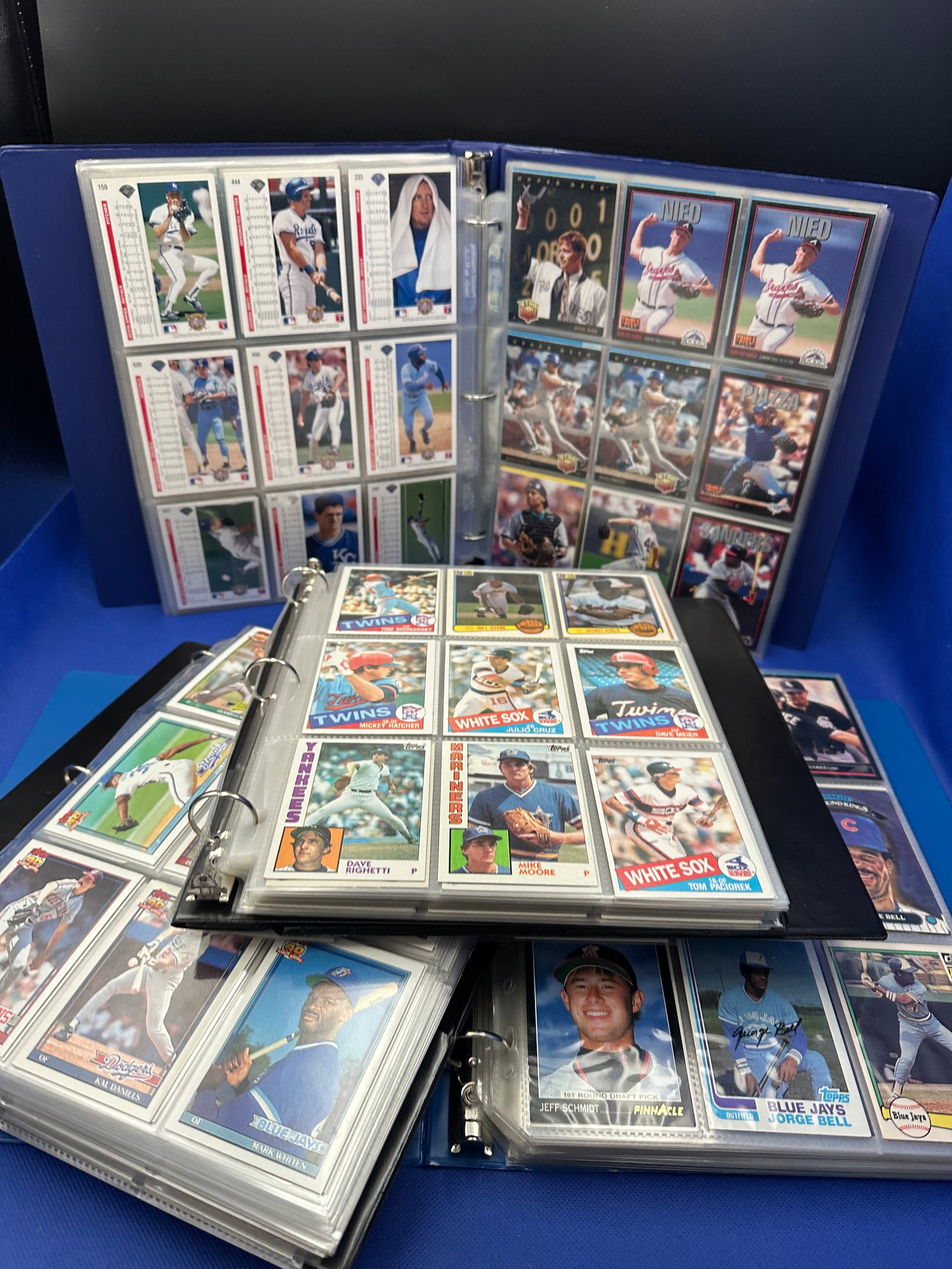 Vintage Baseball Trading Cards - 4 binders (1 of 1)