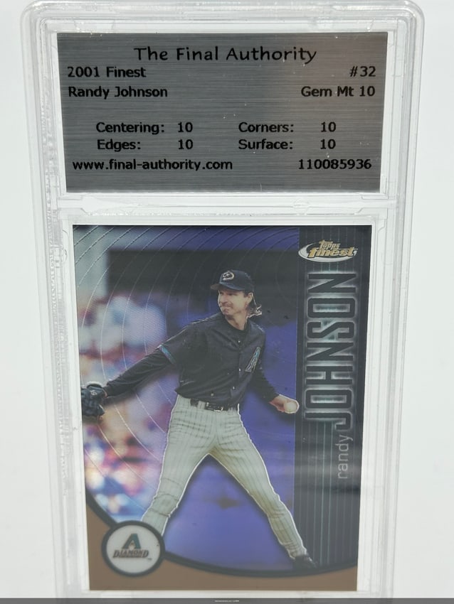 2001 Randy Johnson Topps Finest Baseball Card #32 (1 of 2)