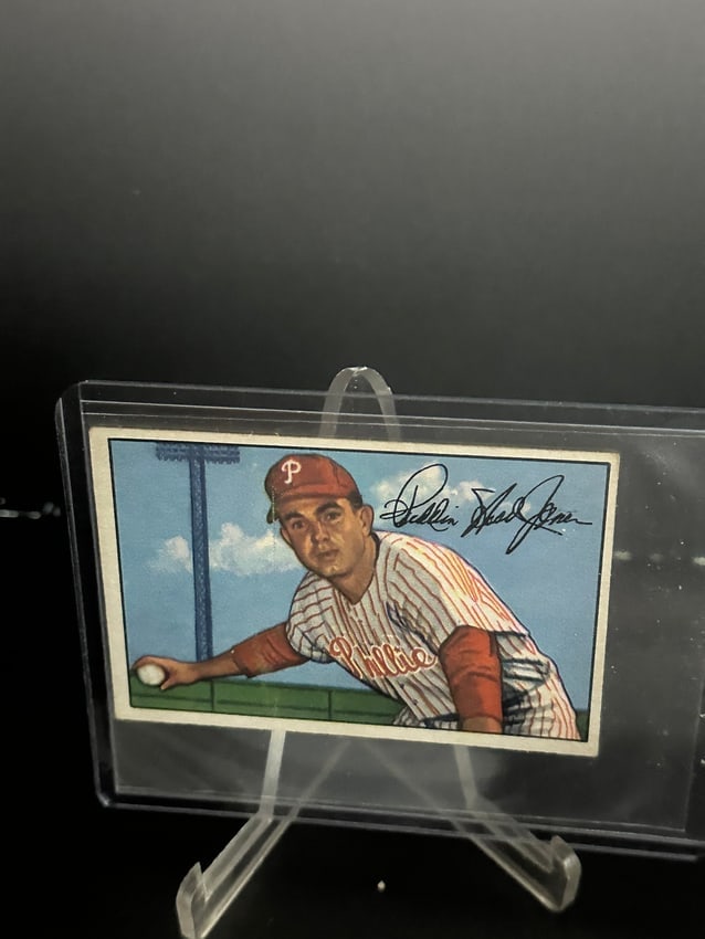 1952 Bowman #20 Willie Jones Baseball Card (1 of 2)