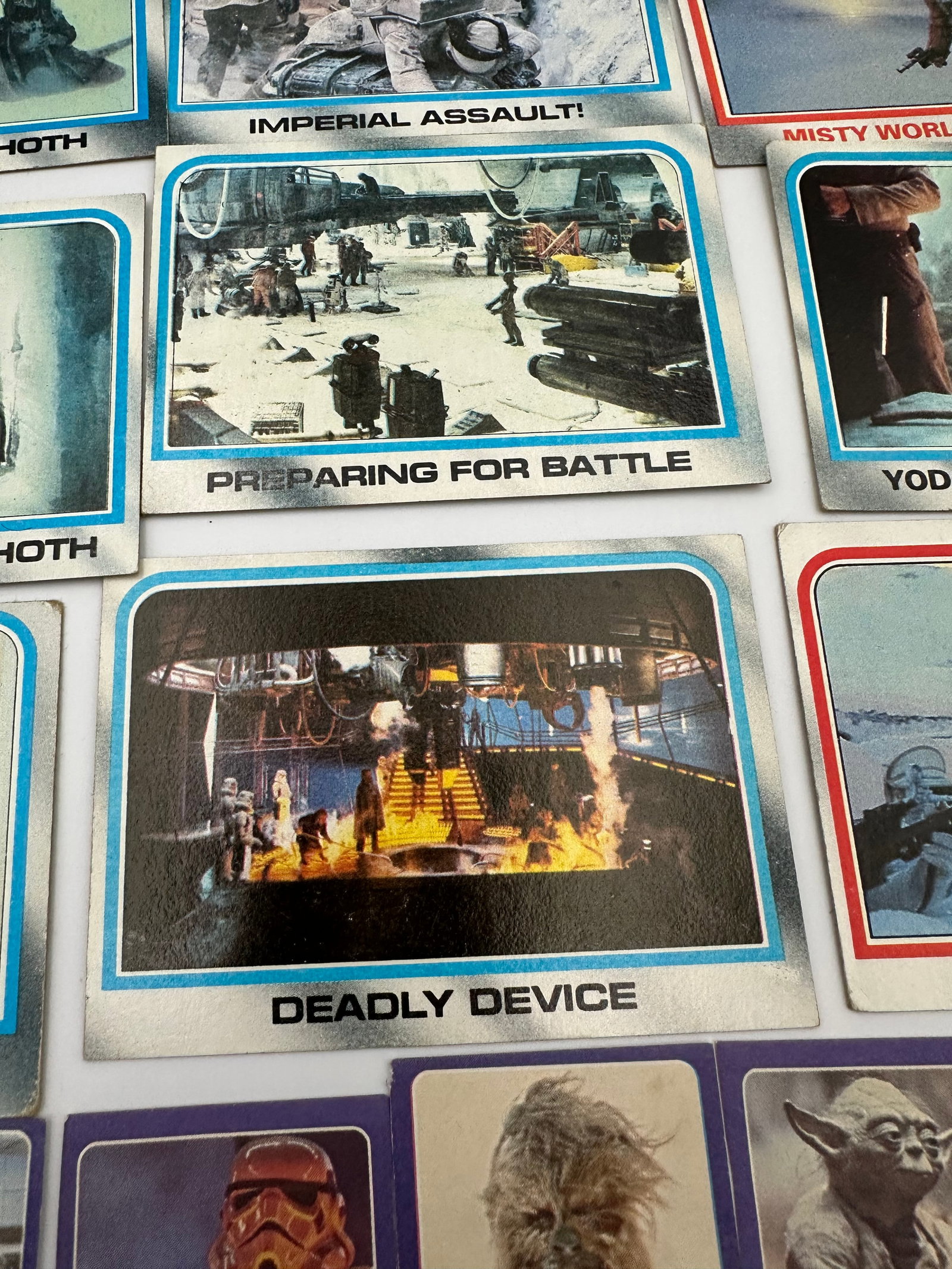 Non Sports Trading Cards - Entertainment & Pop Culture: - 2