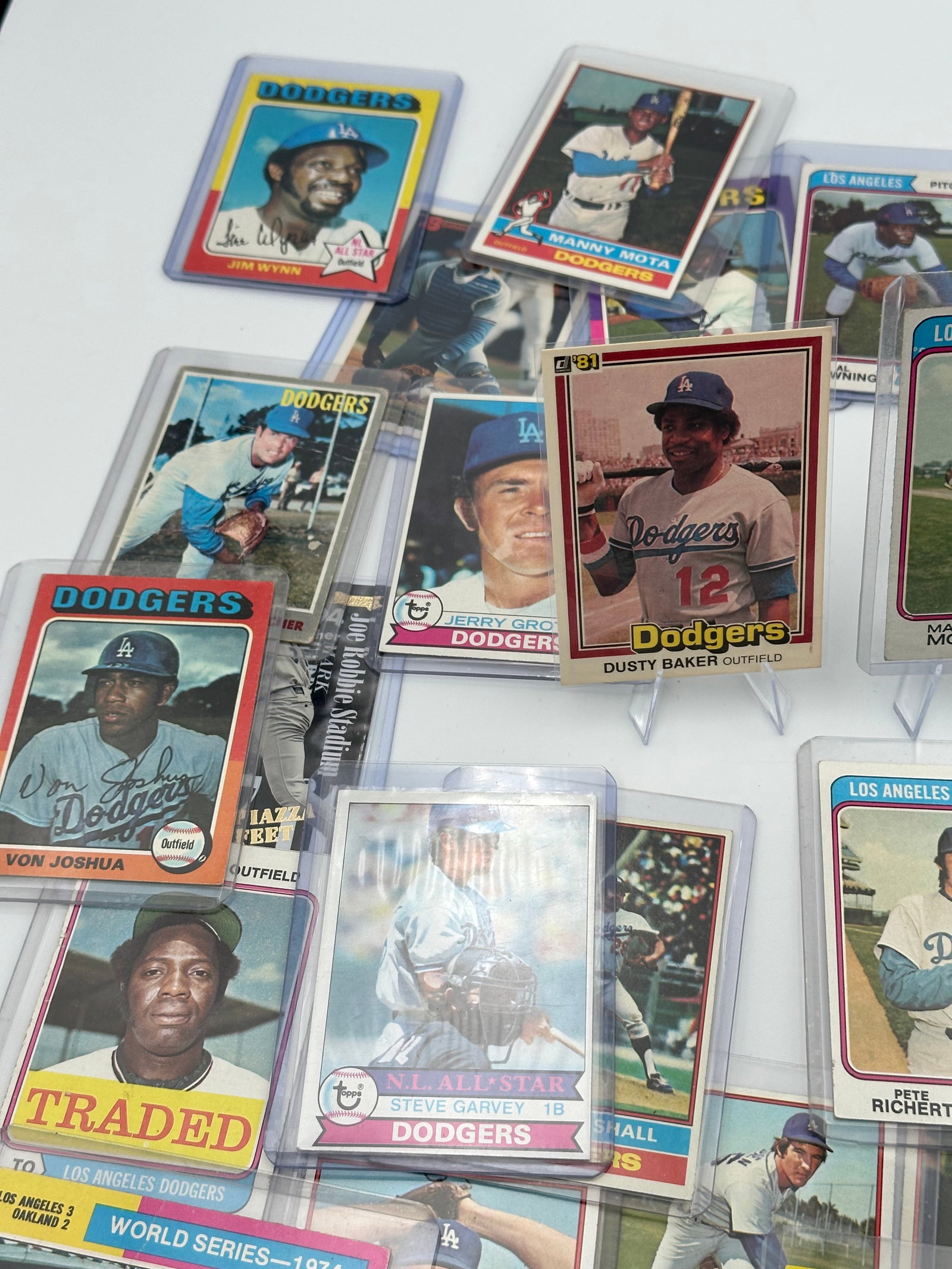 Dodgers Vintage Sports Trading Cards - 3