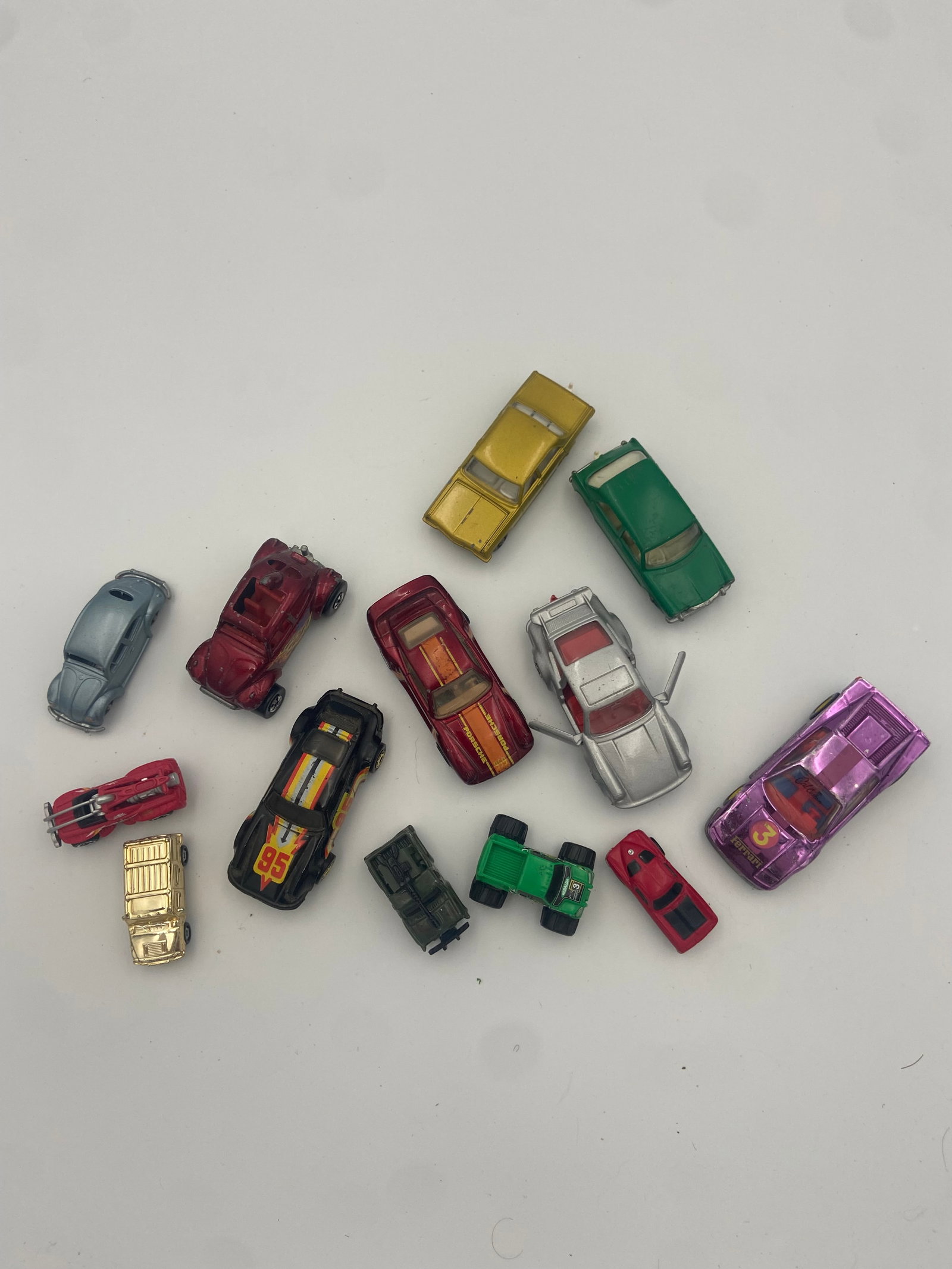 Vintage die-cast metal Hot Wheels (1 of 3)