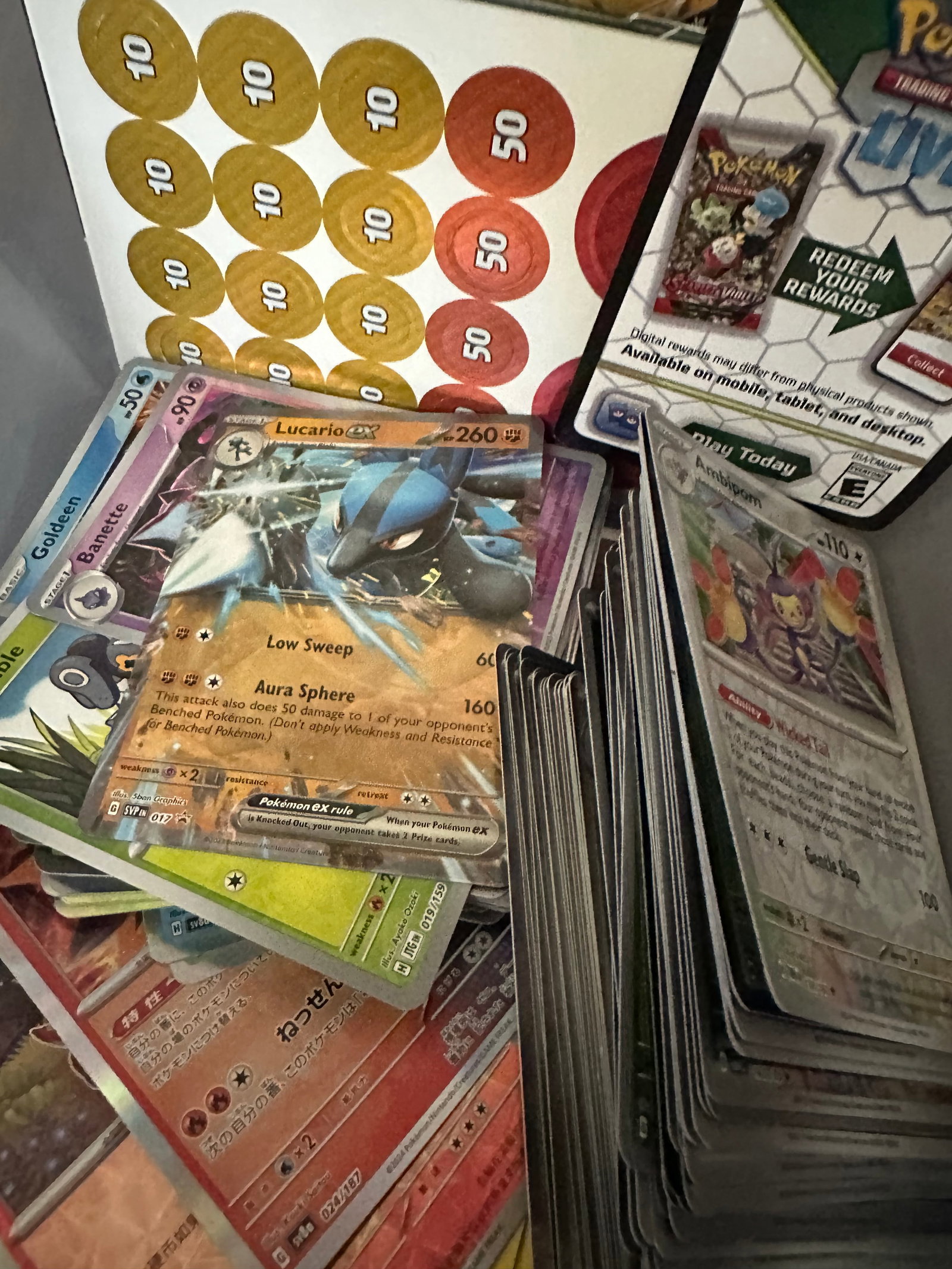 Pokemon Large Lot of Unsorted Cards: Huge Lot Of 100+ Vintage Common/uncommon/rare Pokemon Cards - Many Halos