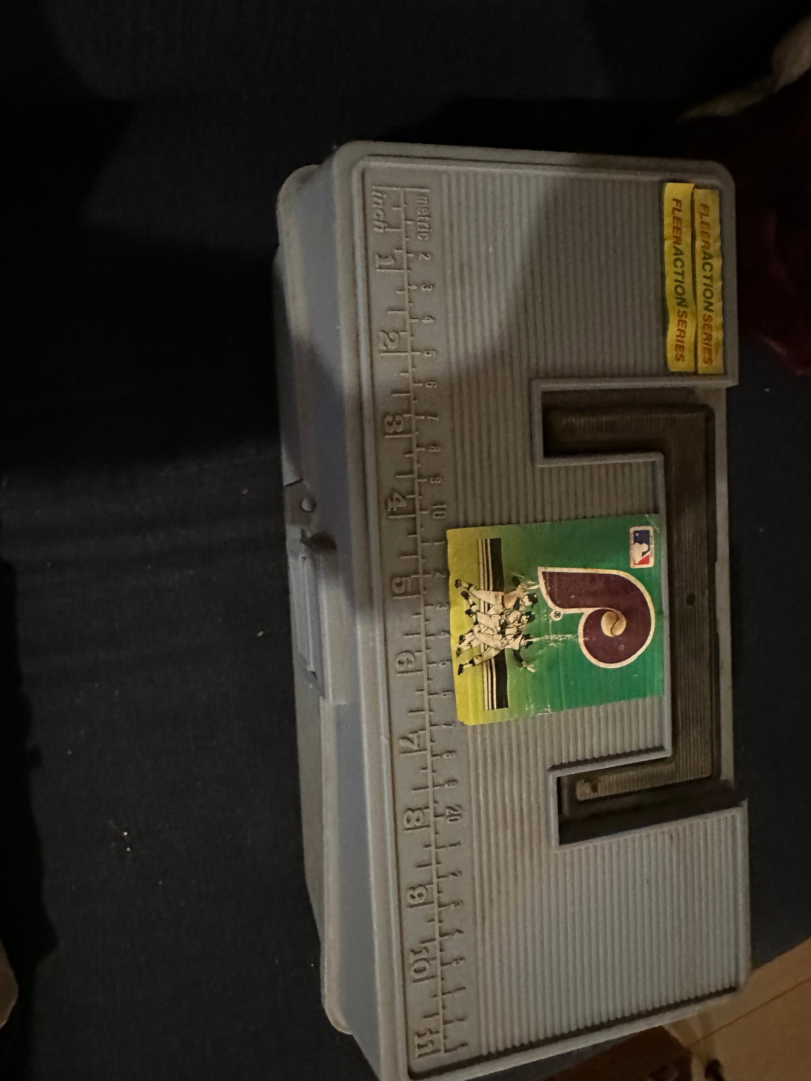 Old Baseball Cards - Bid on what you see - Took pictures without sorting (1 of 8)