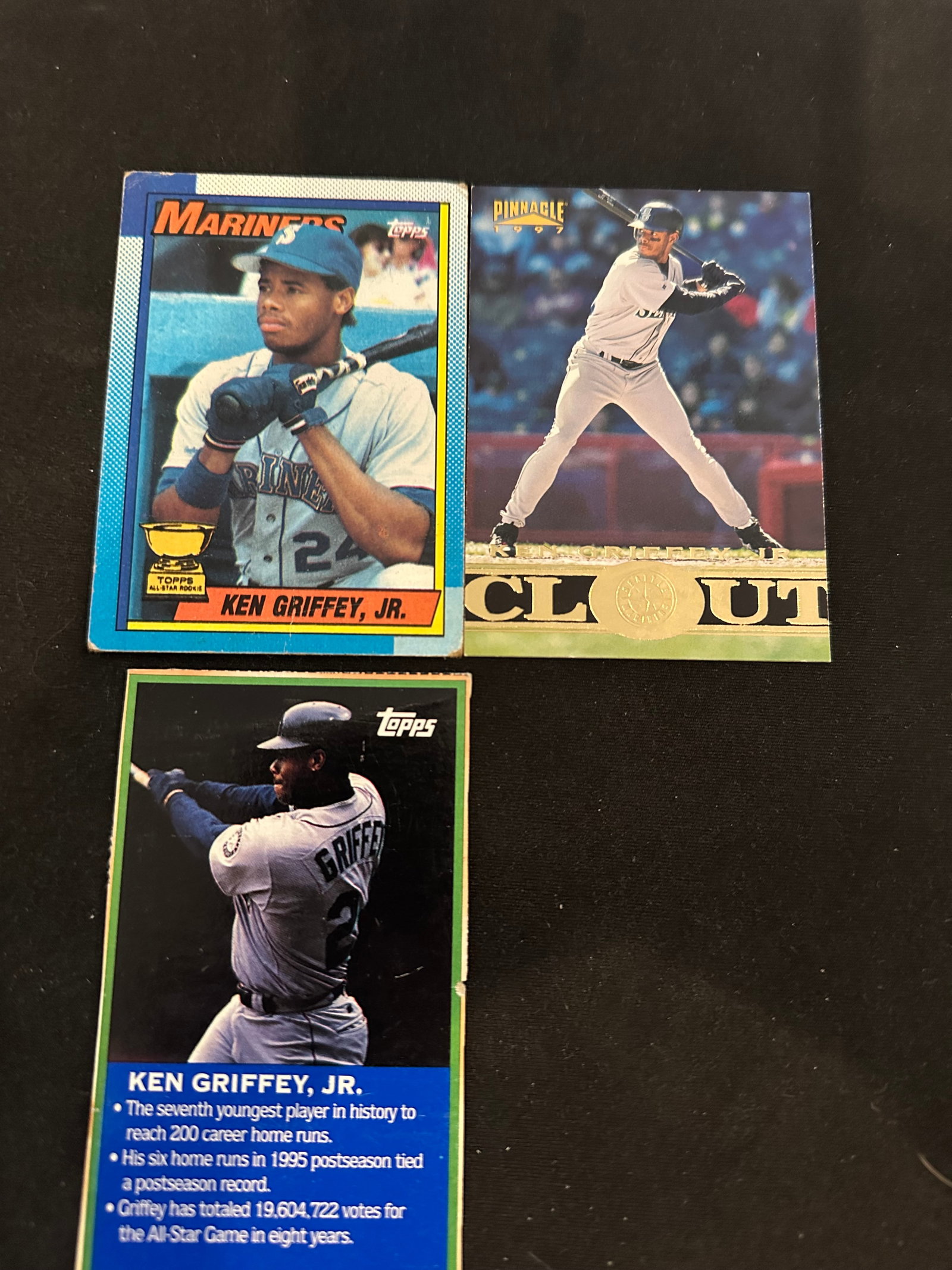 RARE - Ken Griffey Jr trading card lot (1 of 3)
