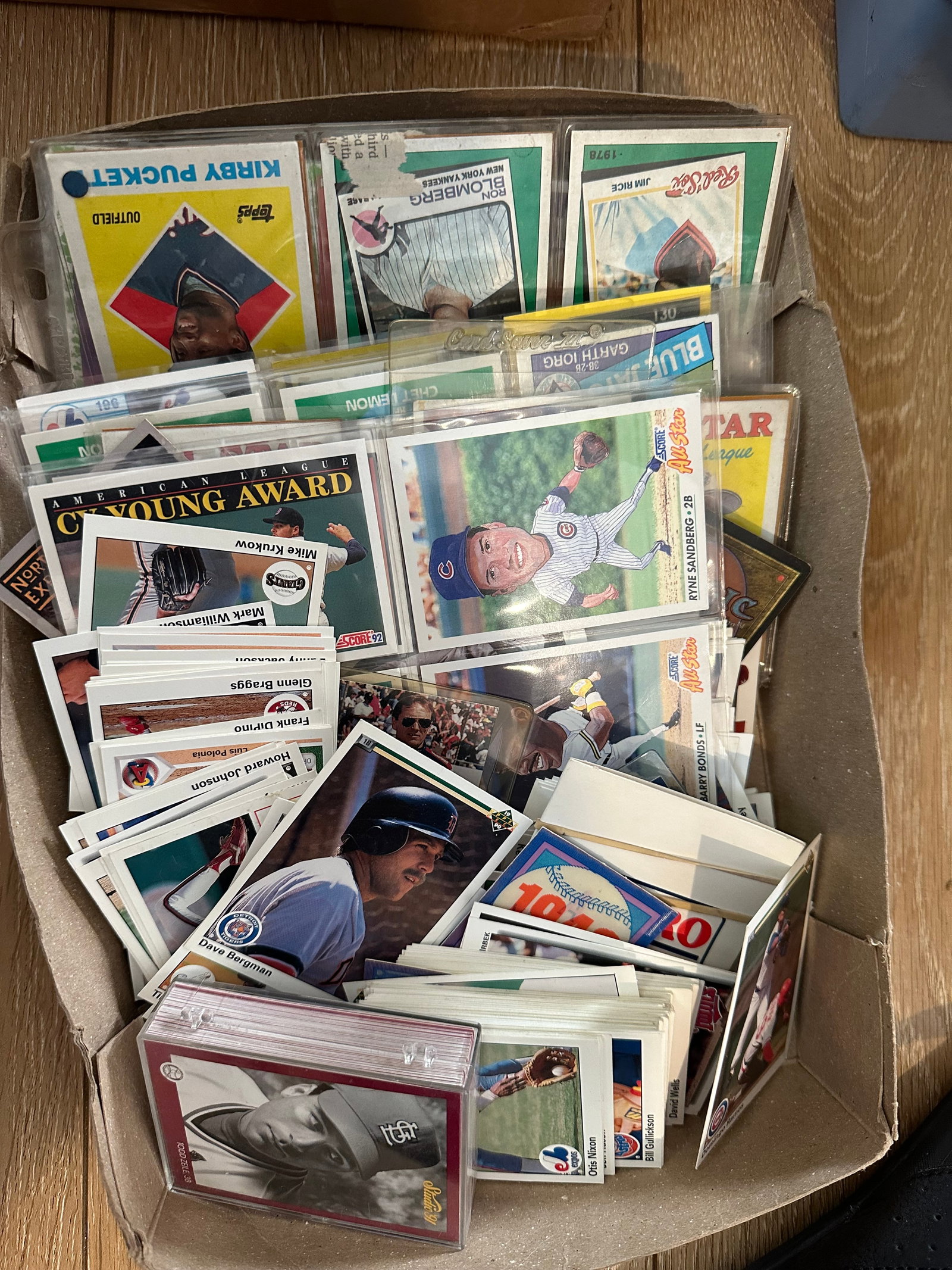 SMALL - MLB WAX BULK BOX JUST ADDED - MLB BULK WAX - MEDIUM / SMALL (1 of 2)