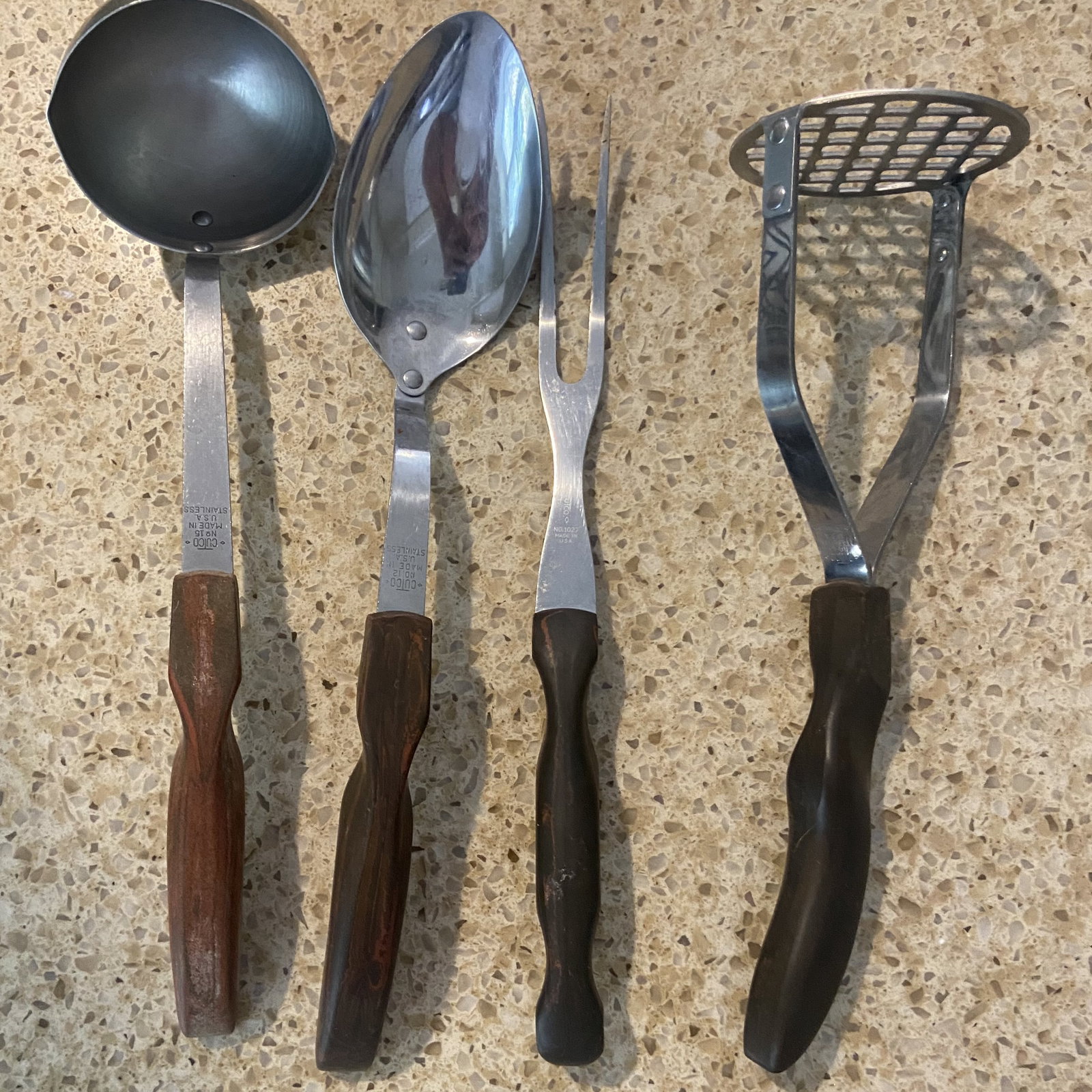 Cutco Serving Utensiles: 4 pieces of cutco