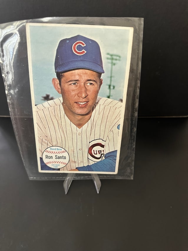 1964 Topps Giant Baseball #58 Ron Santo Hof Chicago Cubs????? Ex: This is a 1964 topps ron santo baseball card, featuring the chicago cubs third baseman. The card portrays santo in his cubs uniform, identifiable by the iconic 'c' on his cap. This card is a significa