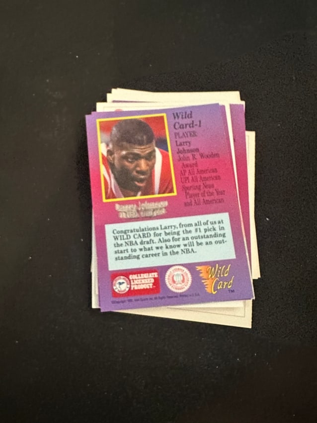 Larry Johnson Nba Lot: Lot of nba star larry johnson - cards include wild card 1 rookie card