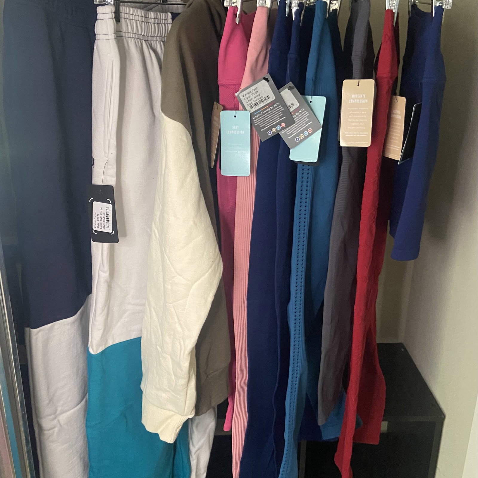 Nux Activewear Leggings Assorted Colors (1 of 4)