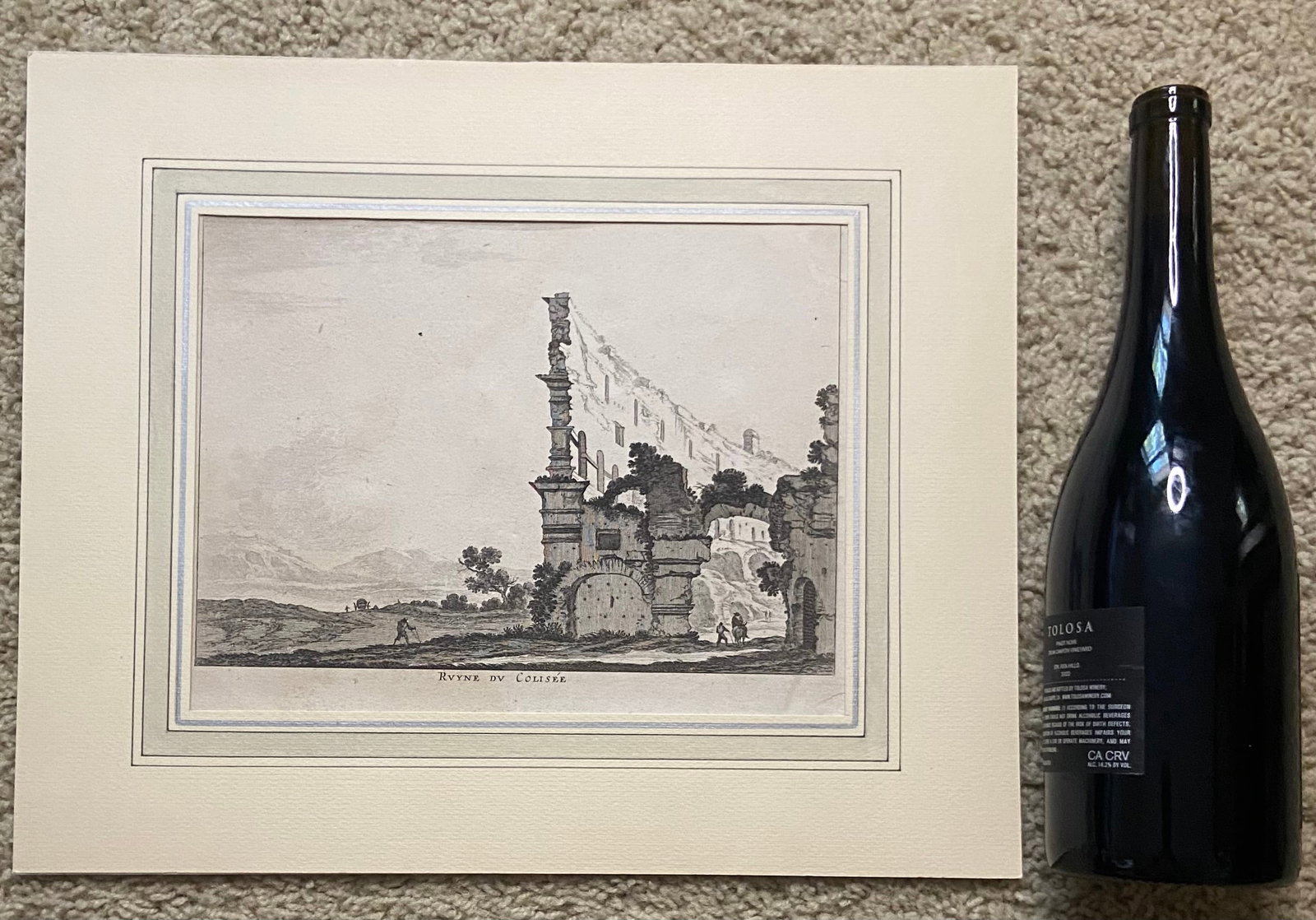 17th Century French Etching By Perelle And Asselin: Antique etching titled rvyne dv colisže, depicting the ruins of the roman colosseum. The text in the margin reads 'avec privilege du roy', a common phrase indicating a royal privilege or license 