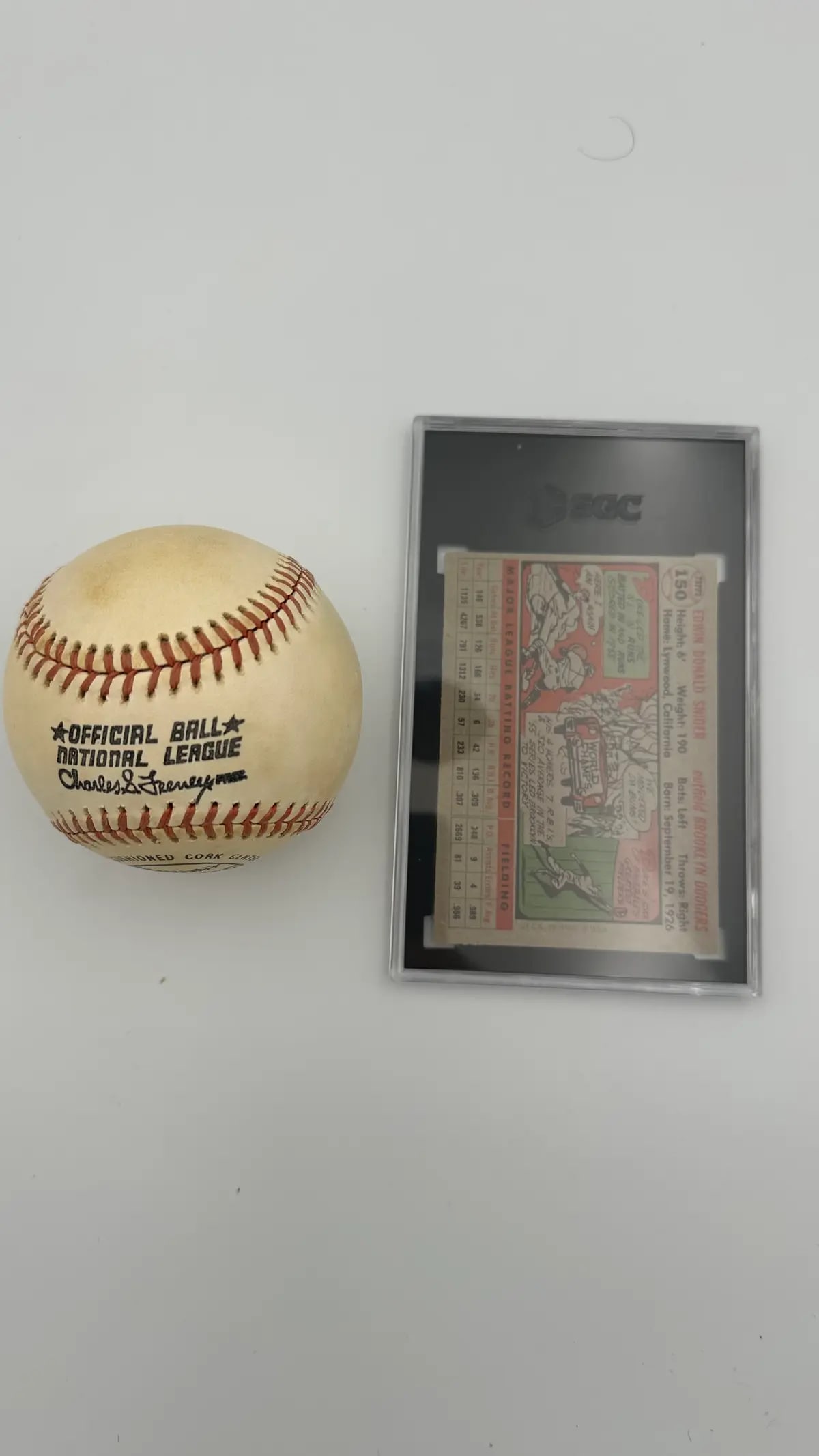 Duke Snider Signed Baseball And Graded Card - 2