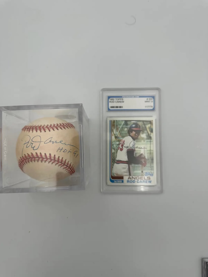Rod Carew Signed Hof Baseball And Graded Card (1 of 2)