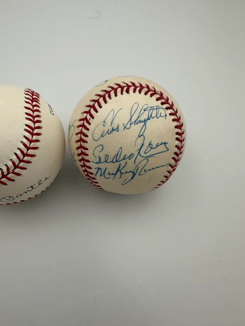 Yankees Greats - Signed Baseball Lot - 3
