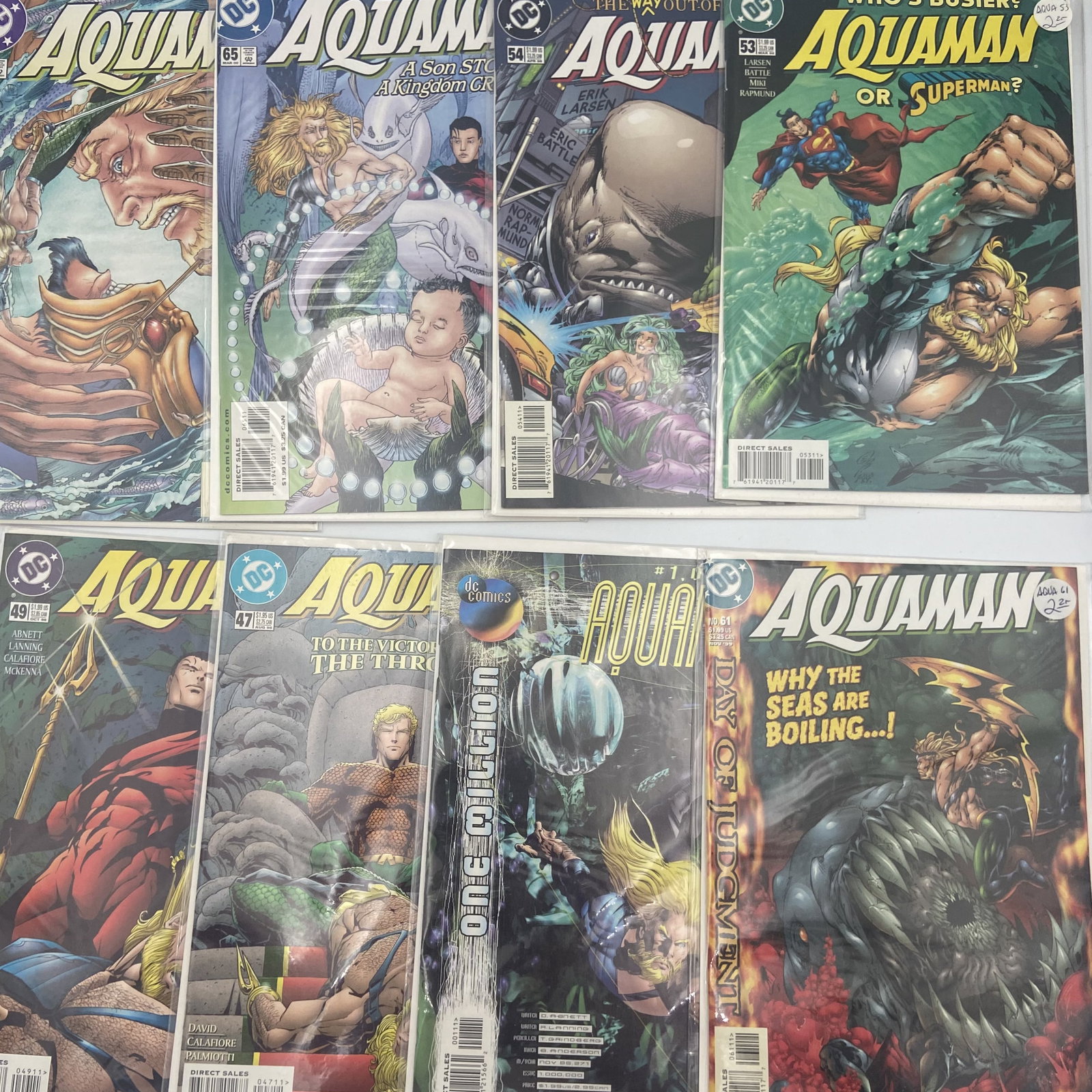 Dc Comics Aquaman: Lot of 8 all bagged and boarded from overstocked comic book store