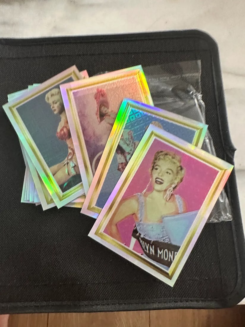 Marilyn Monroe Cards - Non Sports Trading Cards - Entertainment & Pop Culture:: Set of marilyn monroe cards - raw - ungraded - condition is as shown and sold as is