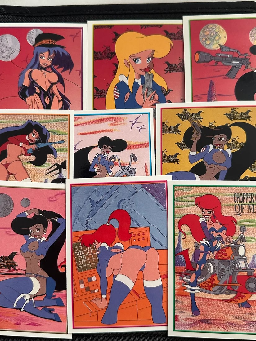 Non Sports Trading Cards - Chopper Chicks Of Mars: Raw - ungraded - condition is as shown and sold as is