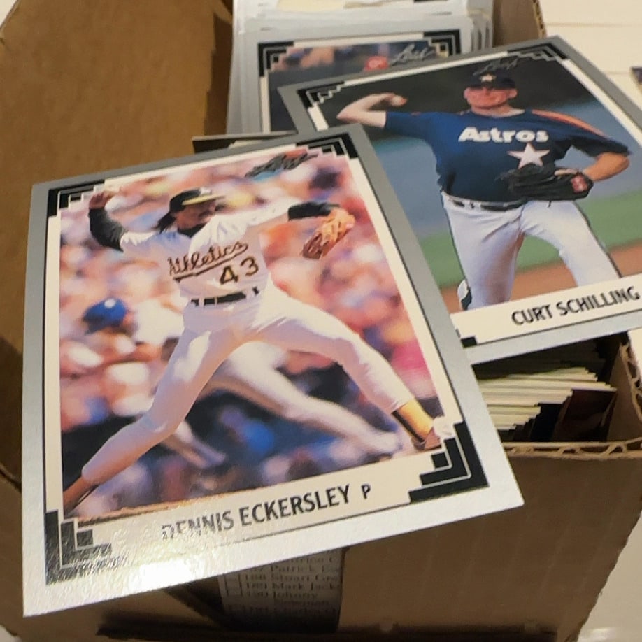 1992 Leaf baseball cards- Sports Trading Cards - 2