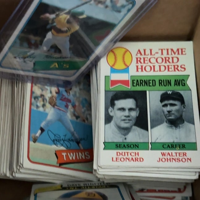 1980's Topps Cards inc Ricky Henderson Rookie Card - 5