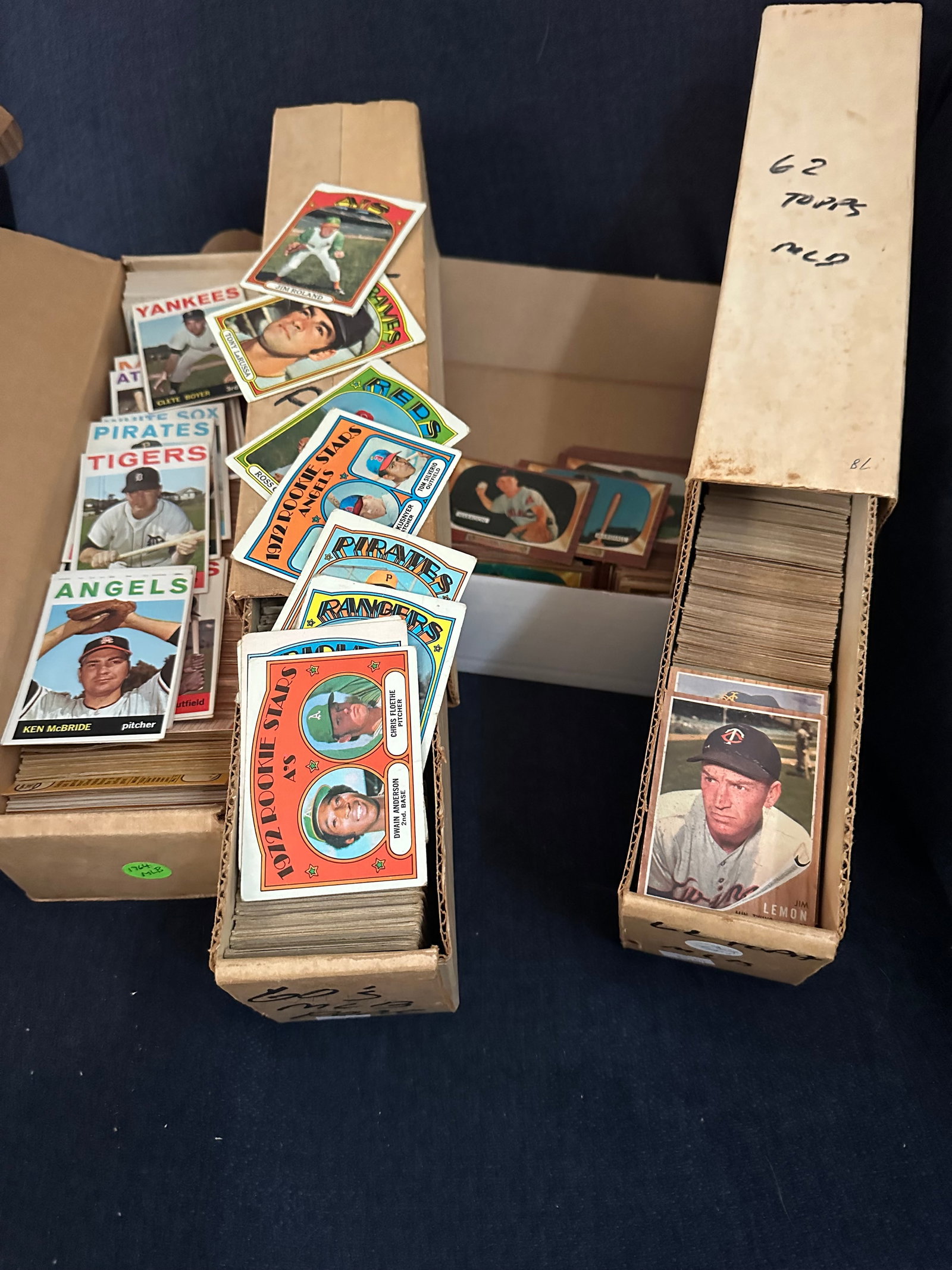 Vintage Bulk 1960s Baseball Cards - 2