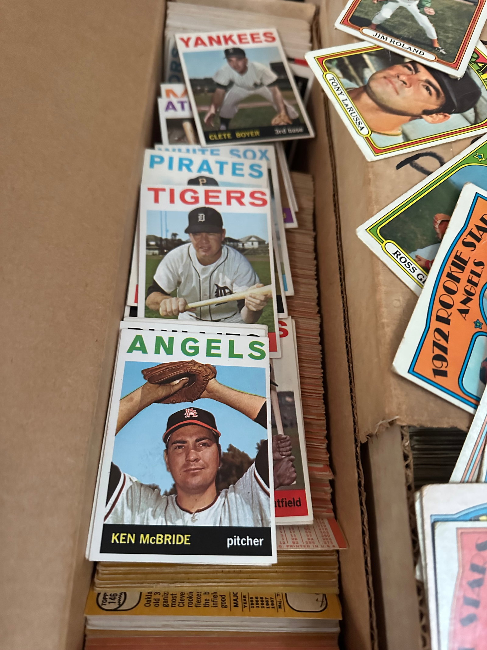 Vintage Bulk 1960s Baseball Cards - 3