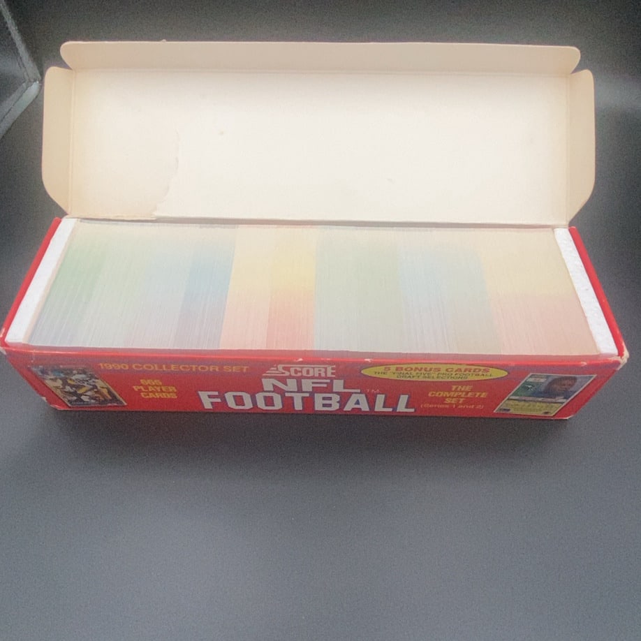 1990 Score NFL Football Factory Sealed Complete Set Box - 2