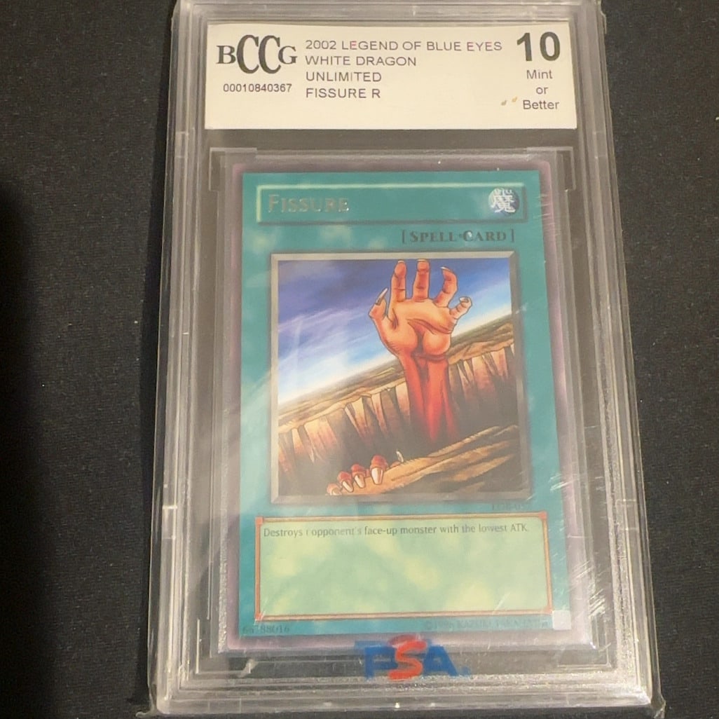 2002 Yu-Gi-Oh! Legend of Blue Eyes White Dragon Fissure (1 of 2)