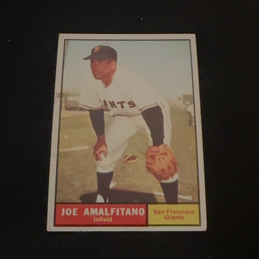 Joe Amalfitano San Francisco Giants: This is a vintage baseball card featuring Joe Amalfitano of the San Francisco Giants. The card shows the player in an infield position wearing his team uniform.