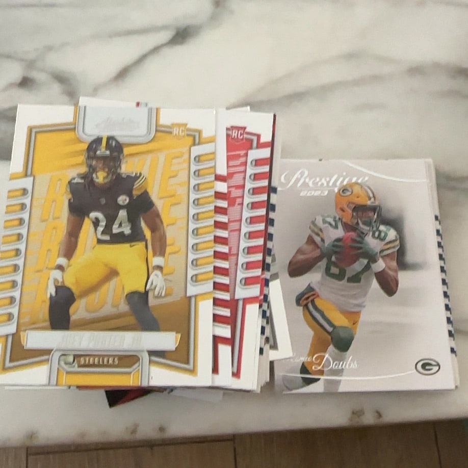 Group of Football cards in Box - 5