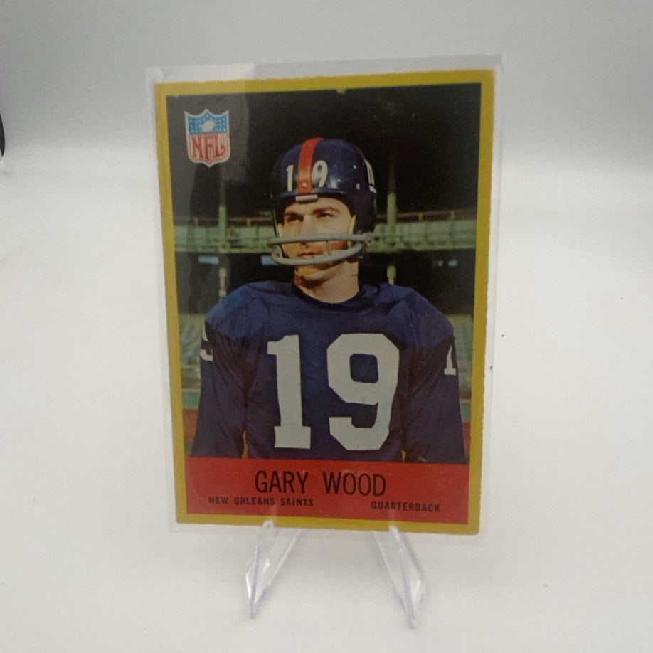 1968 Topps Gary Wood New Orleans Saints Football Card (1 of 2)