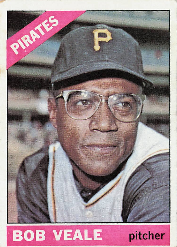 1966 Topps Bob Veale #425 baseball card (1 of 2)