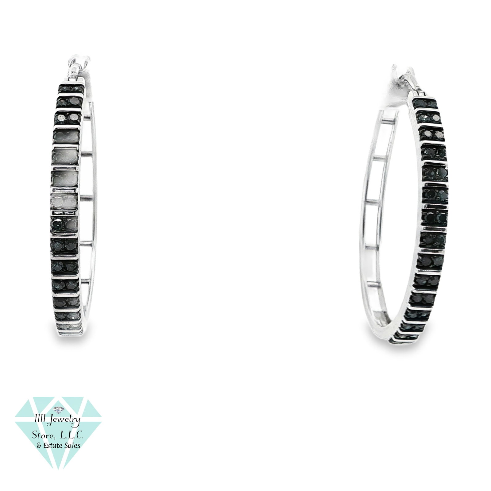 Signed SI .925 Sterling Silver .60 CTW Blue Diamond 30mm Hoop Earrings: Title: Signed SI .925 Sterling Silver .60 CTW Blue Diamond 30mm Hoop Earrings Brand: Signed SI Jewelry Type: Earrings Material: .925 Sterling Silver, Blue Diamonds Main Stone, Carat, Color, Clarity:</