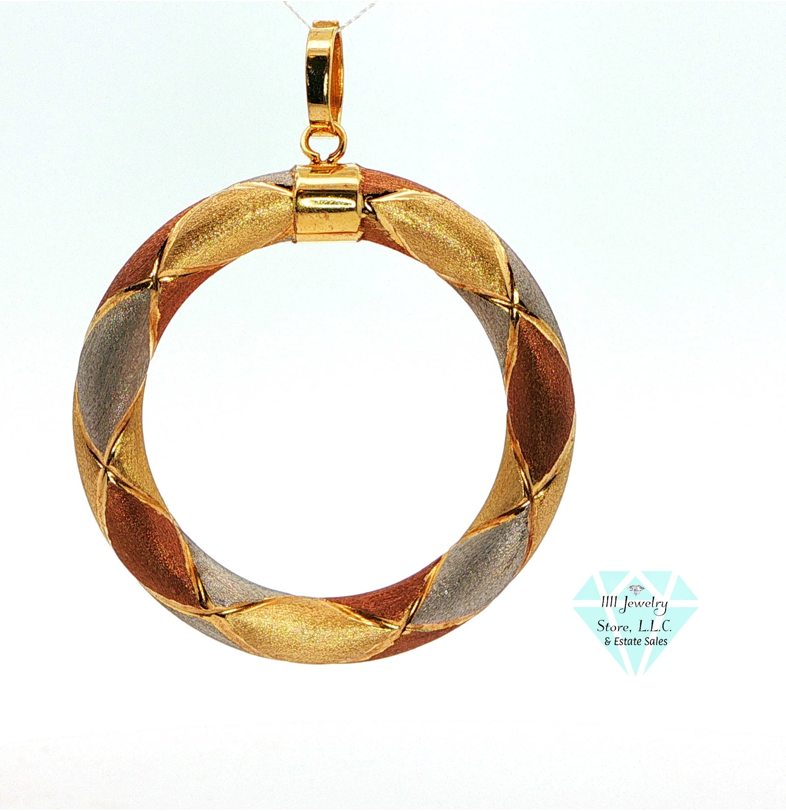 14K Multitone Gold Round Pendant Brushed Diamond Cut Designs: Title: 14K Multi-tone Gold Round Circular Pendant Brushed Diamond Cut Designs Description: Interlocking diamond shapes in yellow, white, and rose gold create a dynamic quilted pattern across this circ