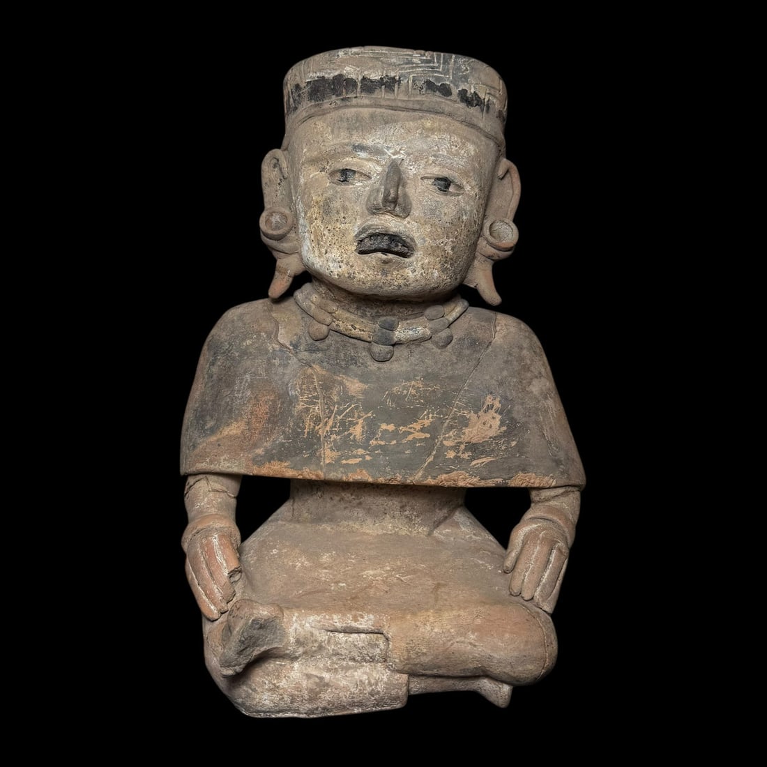 Pre-Columbian Veracruz pottery seated figure (1 of 4)