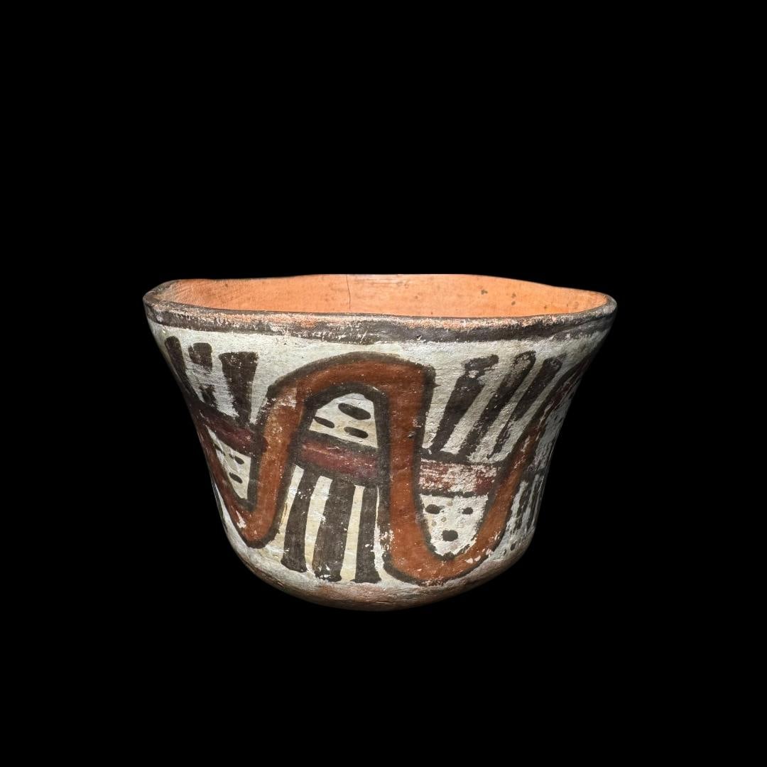Pre-Columbian Nazca Polychrome Pottery Bowl (1 of 6)