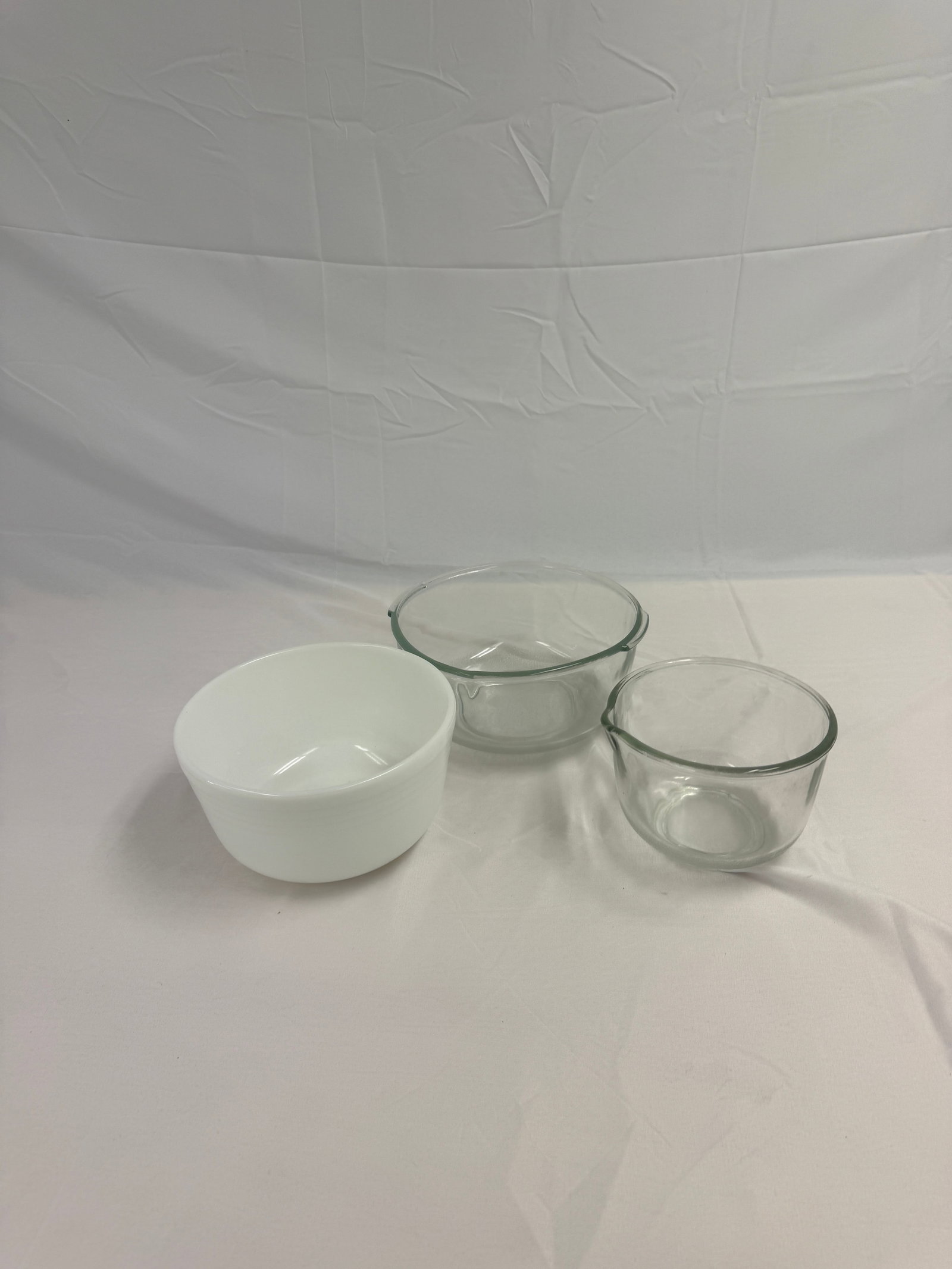 Assorted Mixing Bowls (1 of 2)
