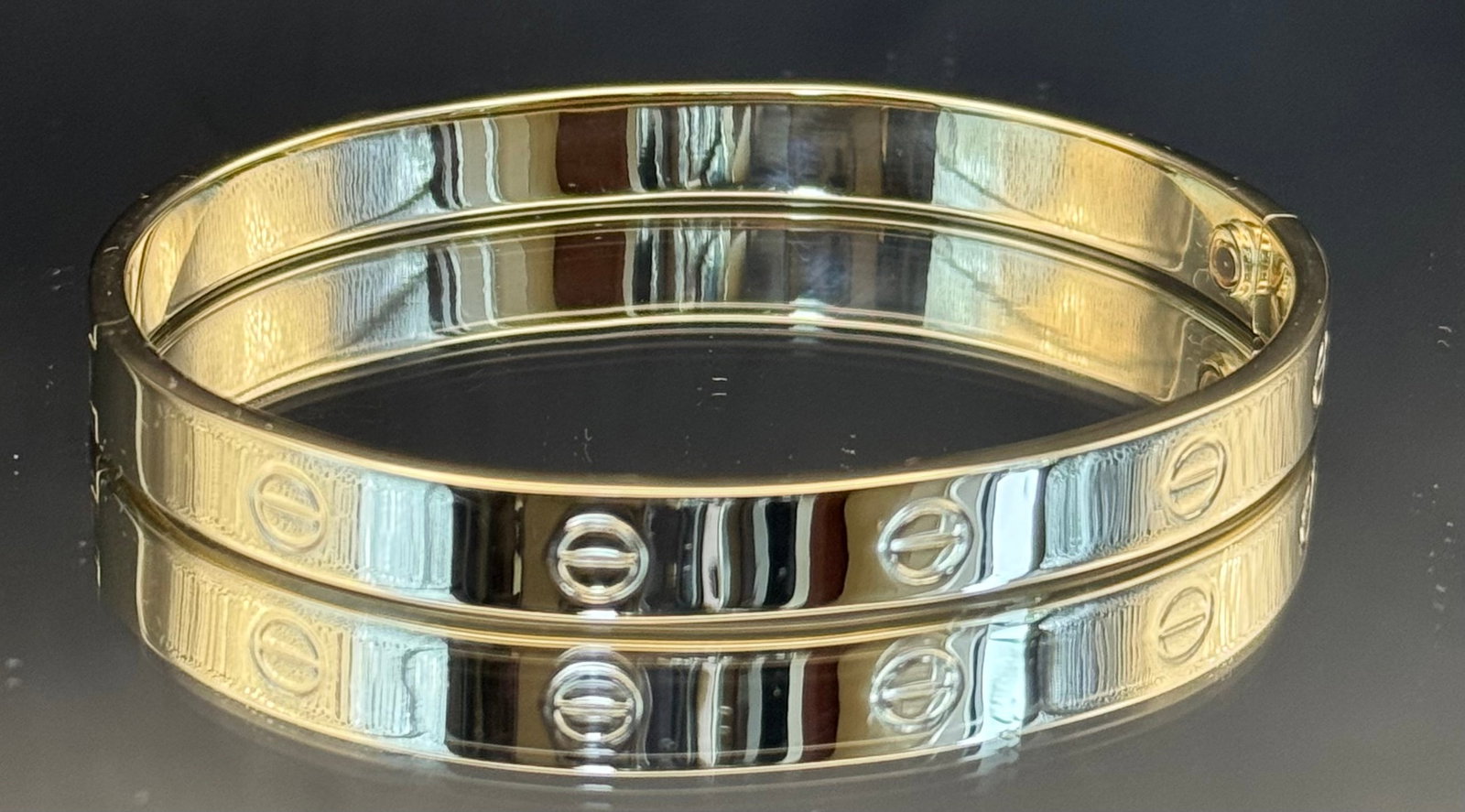 14k Yellow Gold Modern "Screw" Motif Bangle Bracelet (12.8g) (1 of 5)