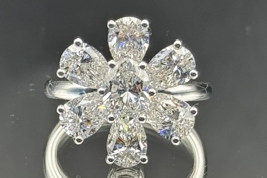 14K WHITE GOLD LAB DIAMOND FLOWER RING PEAR OVAL 4.62CT (1 of 5)
