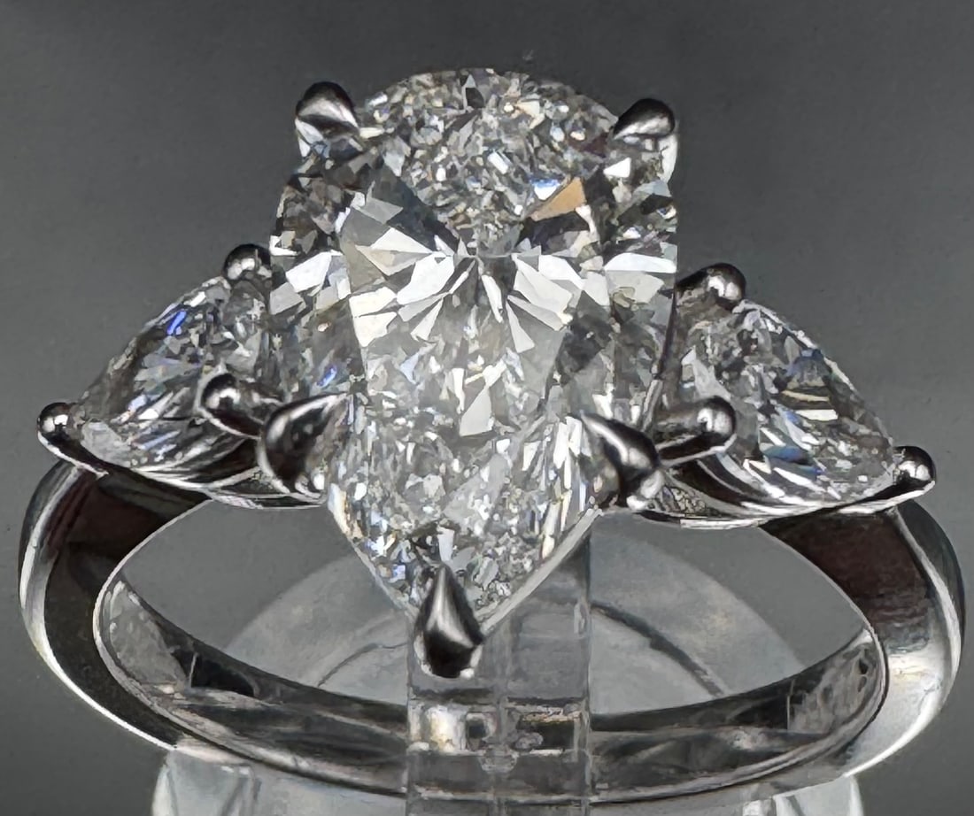 14K WHITE GOLD 3.88CTW PEAR CUT LAB GROWN DIAMOND RING - IGI CERTIFIED (1 of 6)