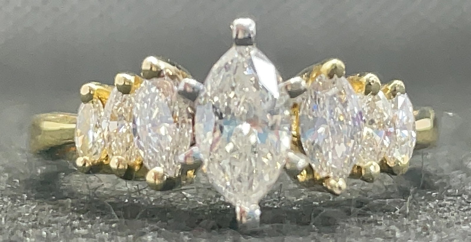 14k Two-Tone Gold 1.10ctw Marquise Diamond 6-Stone Ring (3.3g) (1 of 5)