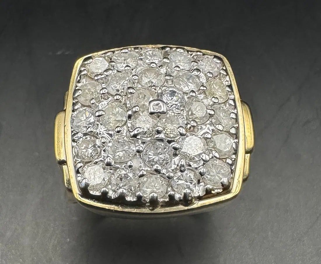 10K YELLOW GOLD ROUND BRILLIANT DIAMOND MENS RING 2.00CT: 10K yellow gold mens ring featuring 2.00ct round brilliant cut earth-mined diamonds, I color, I1-I2 clarity, set in prong setting. Total ring weight 9 grams, size 7, resizable. Stamped 10K. New condit