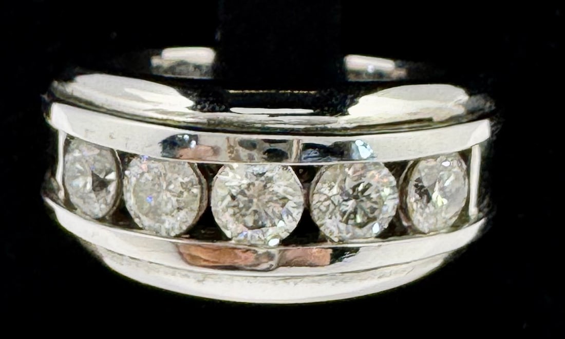 22.8G HEAVY 14K WHITE GOLD 2.10CTW ROUND DIAMOND CHANNEL RING (1 of 3)