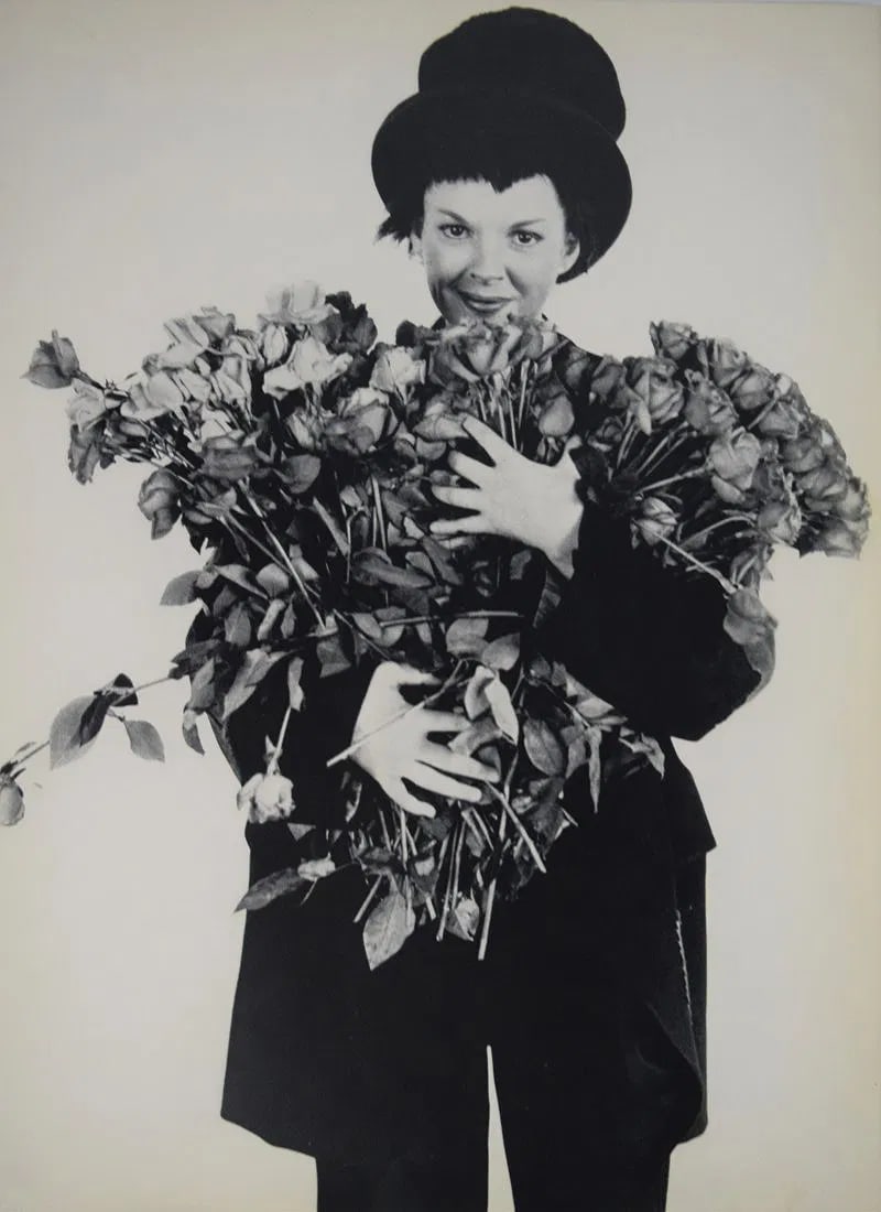 RICHARD AVEDON (1923-2004) (1 of 1)
