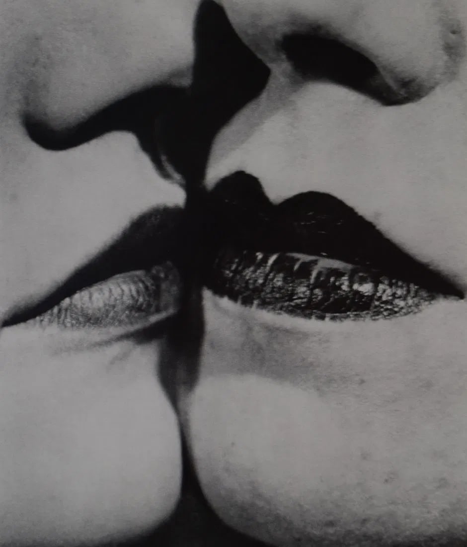 MAN RAY (1890-1976): The Kiss (in positive study) Printed in colors mounted on archival board 10 3/8" x 8 3/8"