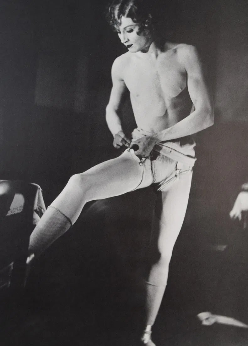 MAN RAY (1890-1976) (1 of 1)
