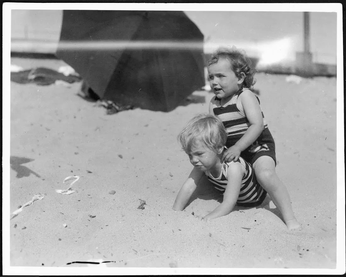 Marilyn Monroe Photo (1940-1950) (1 of 1)
